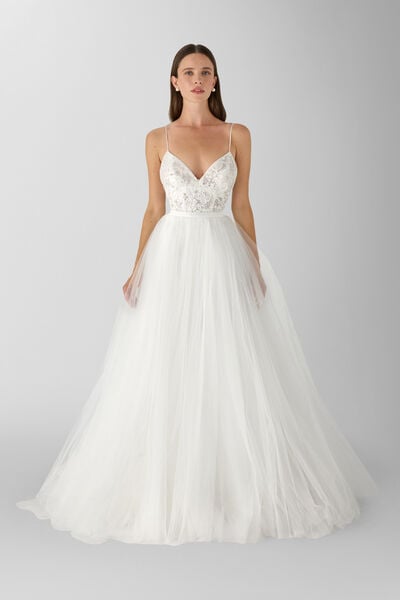 Semi-wide tulle skirt