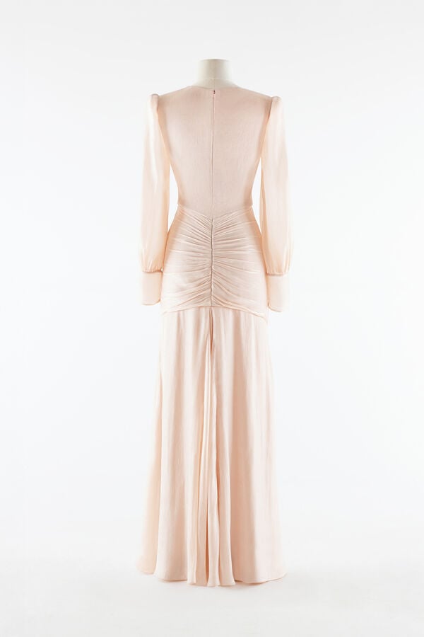 Long Dress Aura