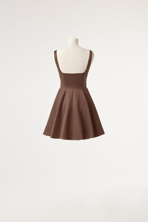 Kurzes Trocadero-Kleid