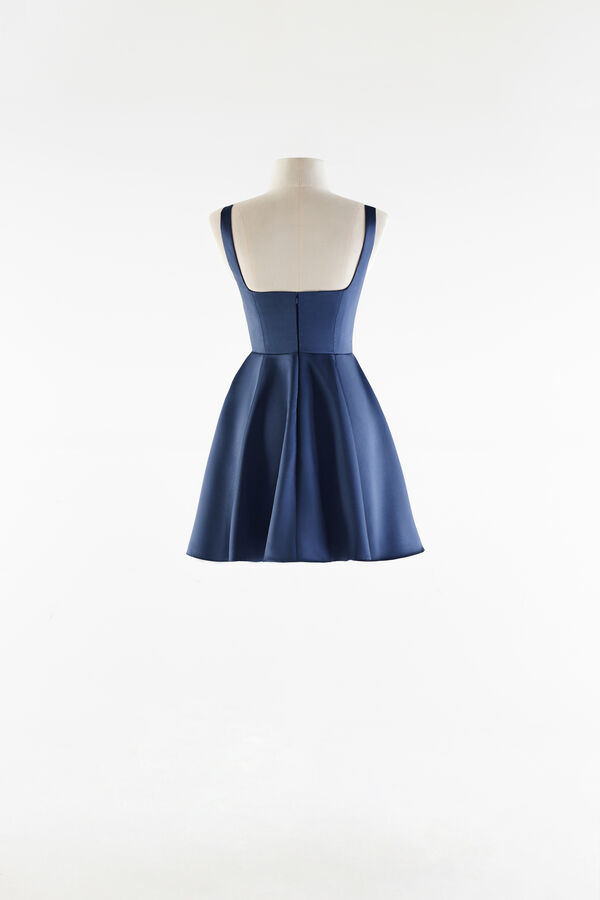 Kurzes Trocadero-Kleid