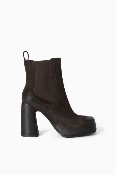 Stivaletto in Suede con Plateau