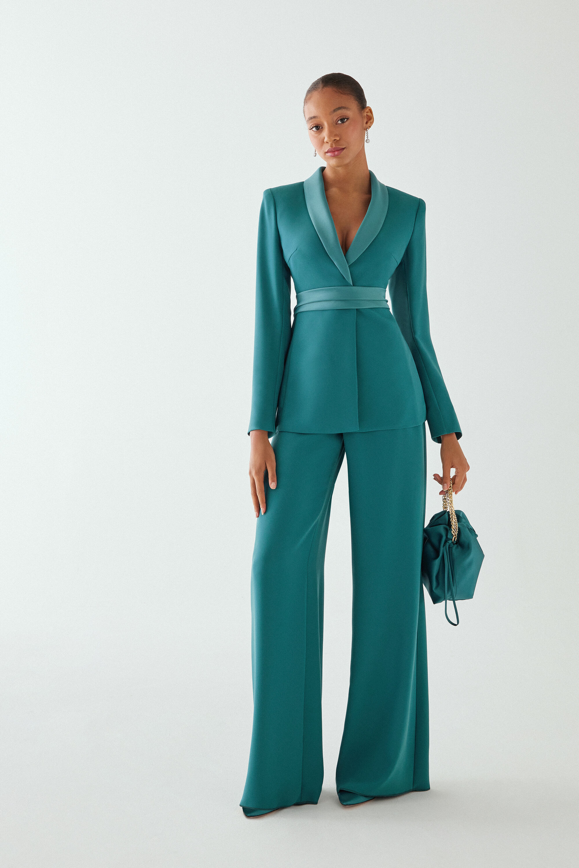 tailleur con pantalone a palazzo