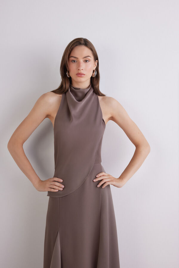 Top halter de sat&eacute;n