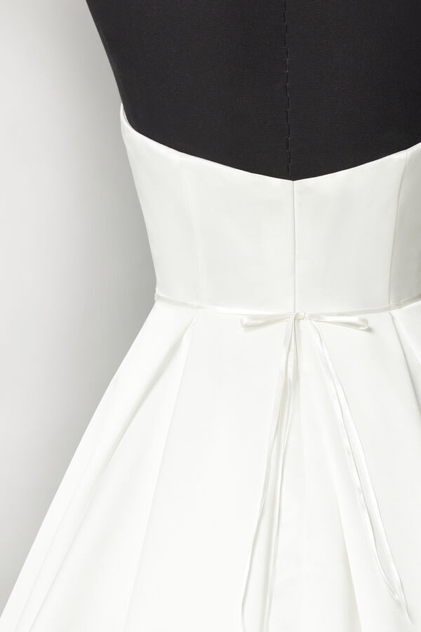 Embroided belt