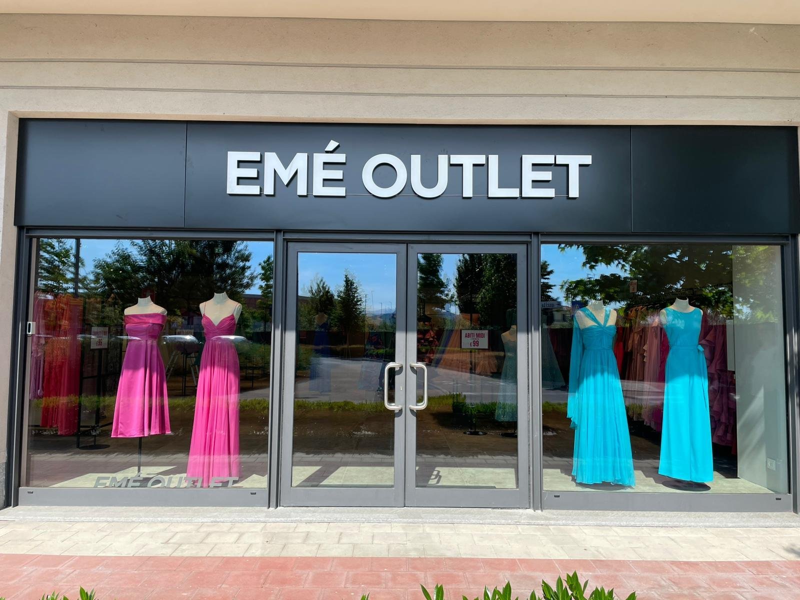 Atelier eme ecm SERRAVALLE RETAIL PARK ATELIER EME' OUTL